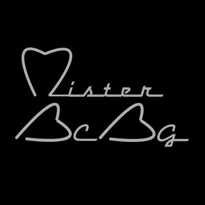 Mister BCBG Black Square, par Xavier E. G. Dierick